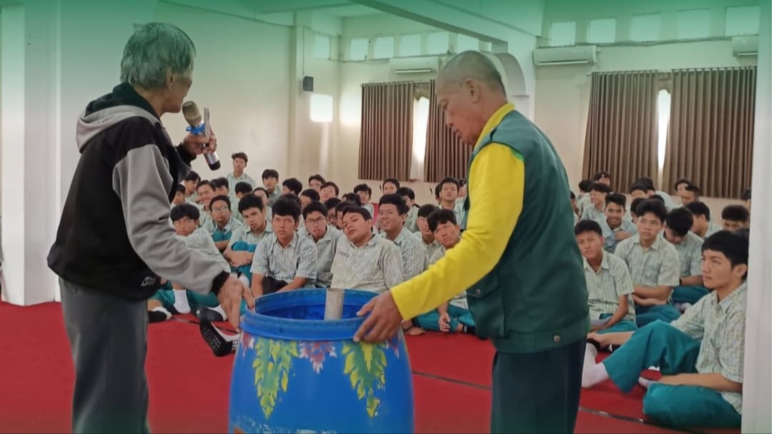 Antusias dan Kreatif, Siswa SMP Belajar Olah Sampah Jadi Kompos