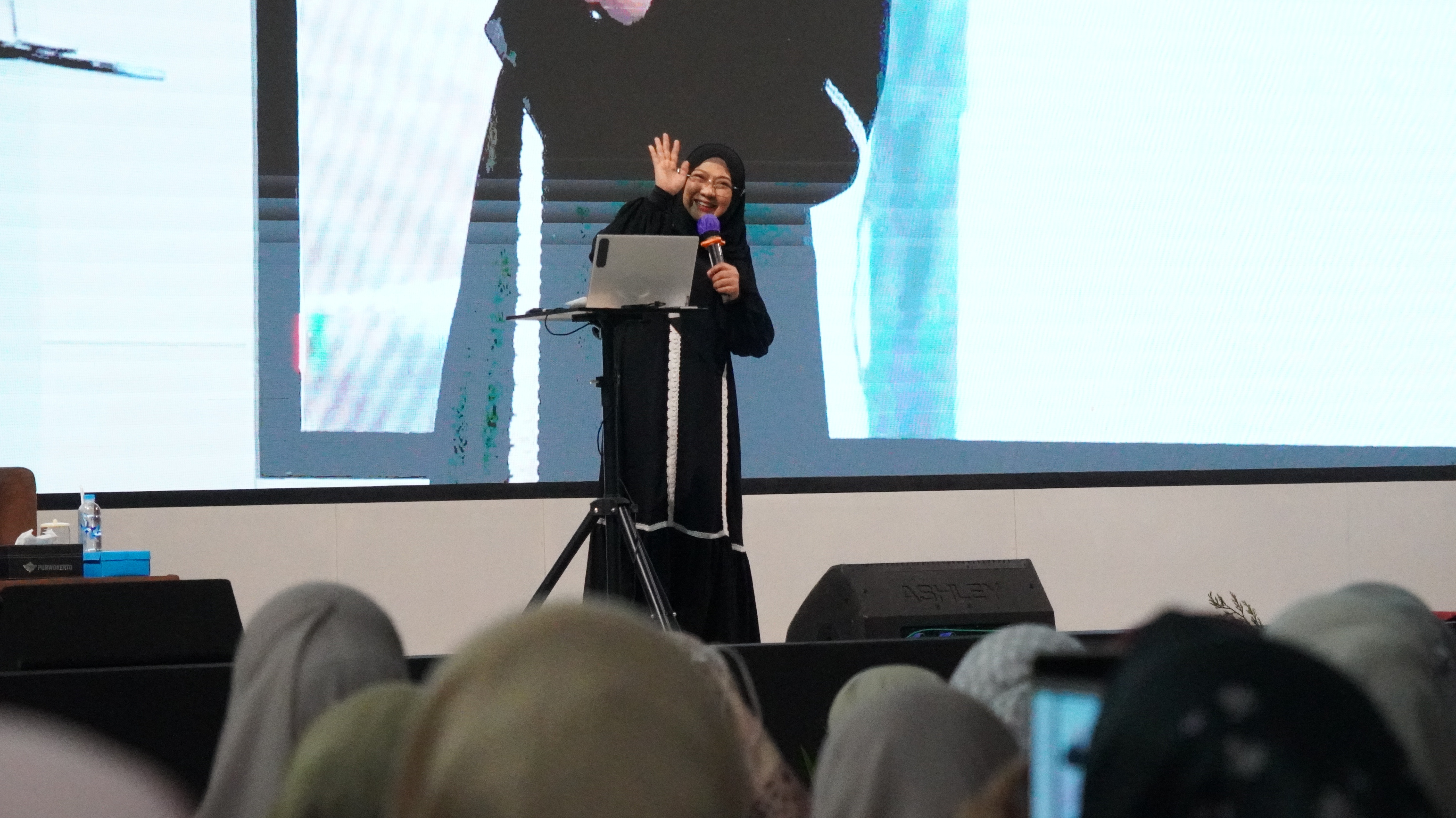 Aisyah Dahlan Hadir Ditengah-tengah Keluarga Al Irsyad Al Islamiyyah Purwokerto